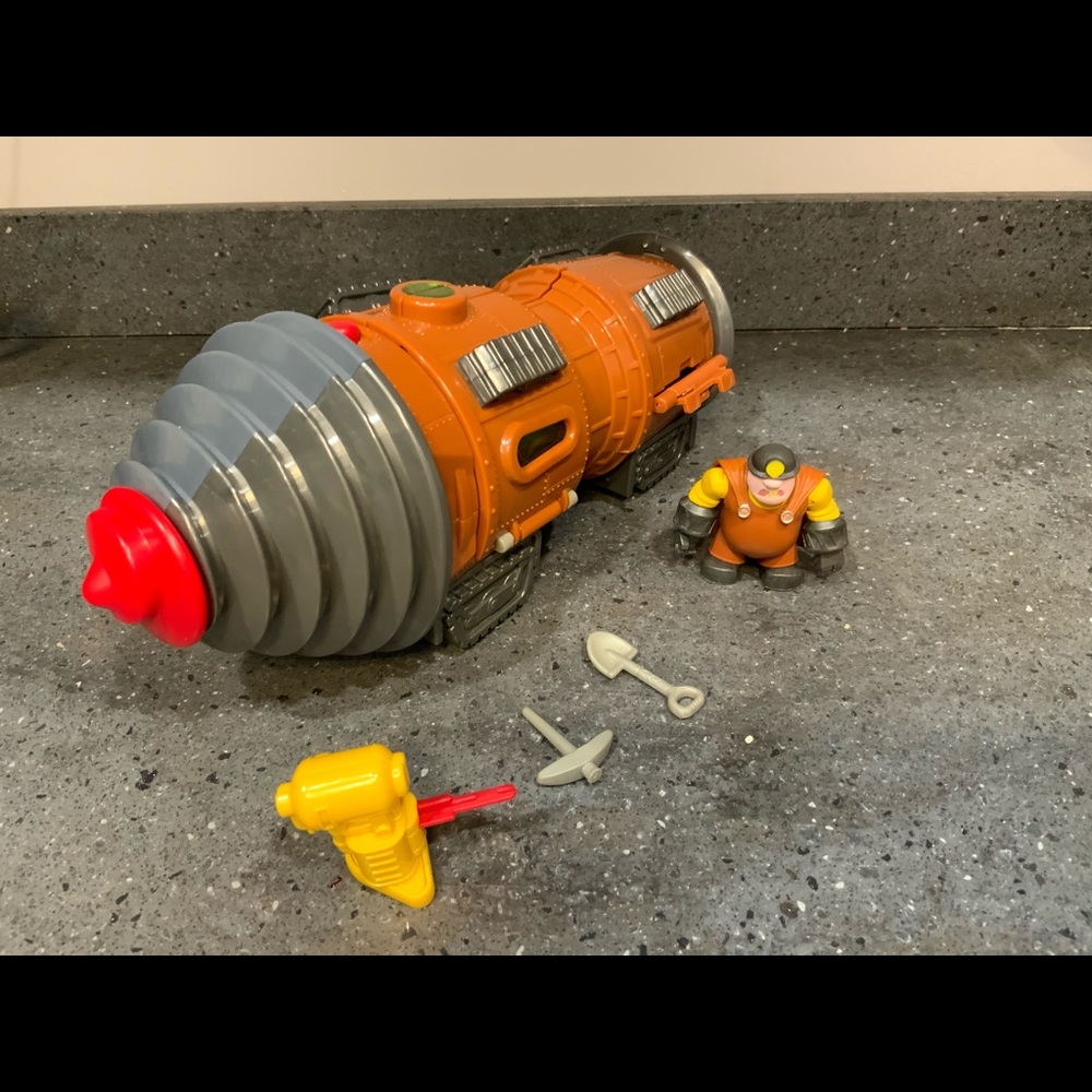 The Incredibles 2 Tunneler Vehicle Play Set